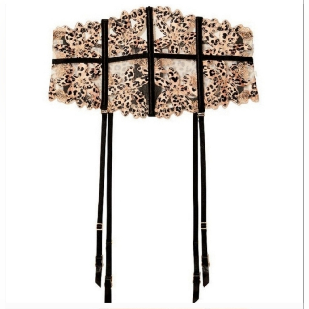Victoria's Secret leopard print waist cincher, size M/L